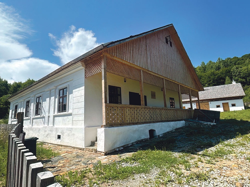 Casa Parohială G.C.